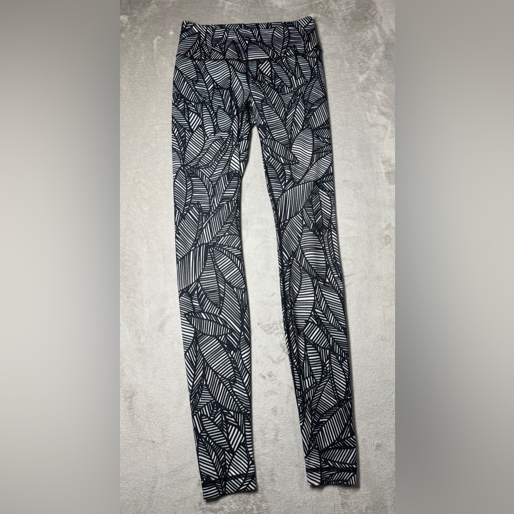 Lululemon Wunder Under Pant *Full-On Luxtreme Pretty Palm Black Angel Wing 4